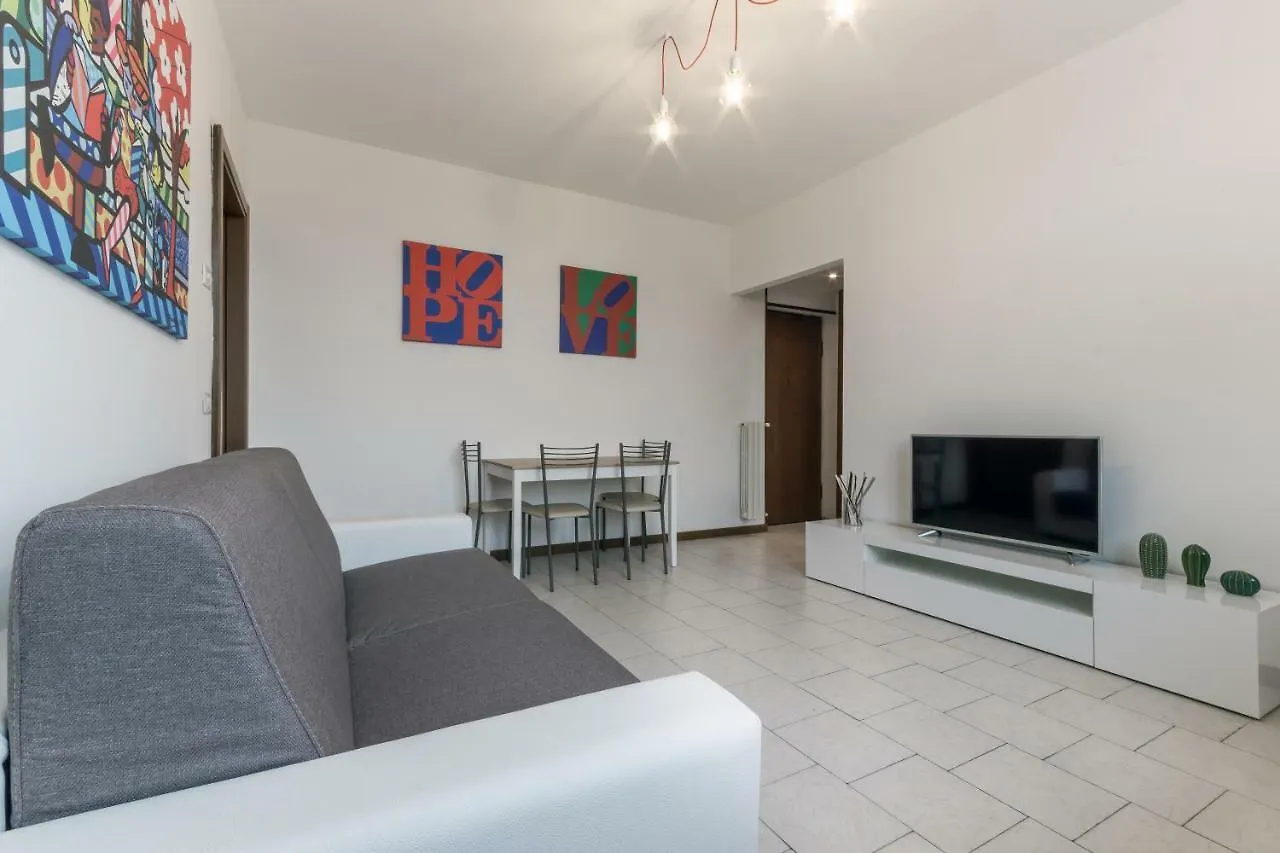 Appartement Casa Da Suite Zeta Milaan